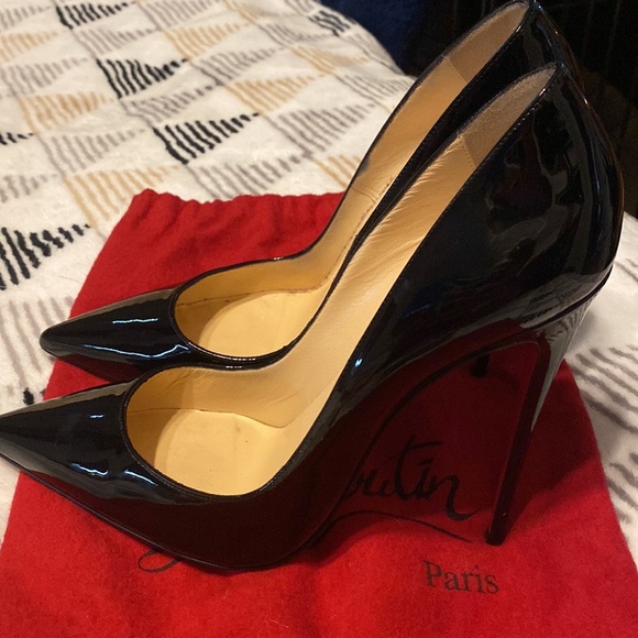 Christian Louboutin- So Kate Patent Pointed-Toe Red Sole Pump size 39 - Picture 6 of 7